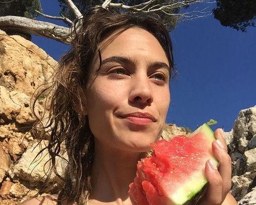 娱乐圈吃瓜图片素材高清,高清吃瓜图鉴，明星幕后故事大曝光